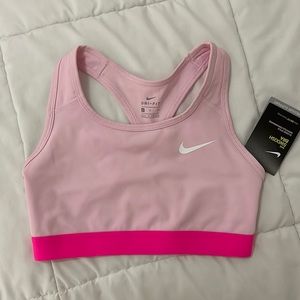 Nike Swoosh Sports Bra